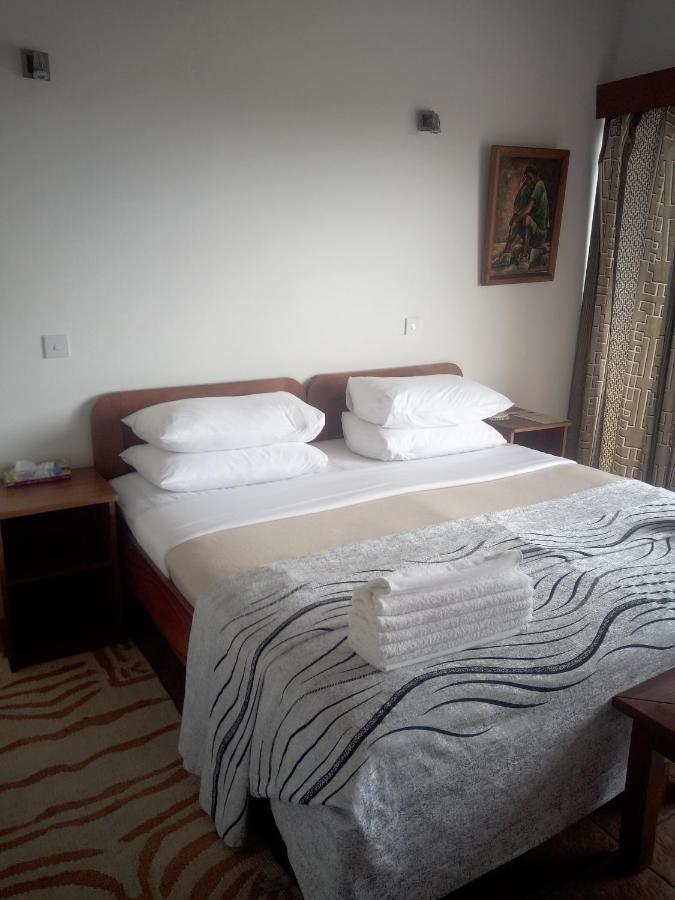 Chaminuka Lodge Lusaka Ngoại thất bức ảnh